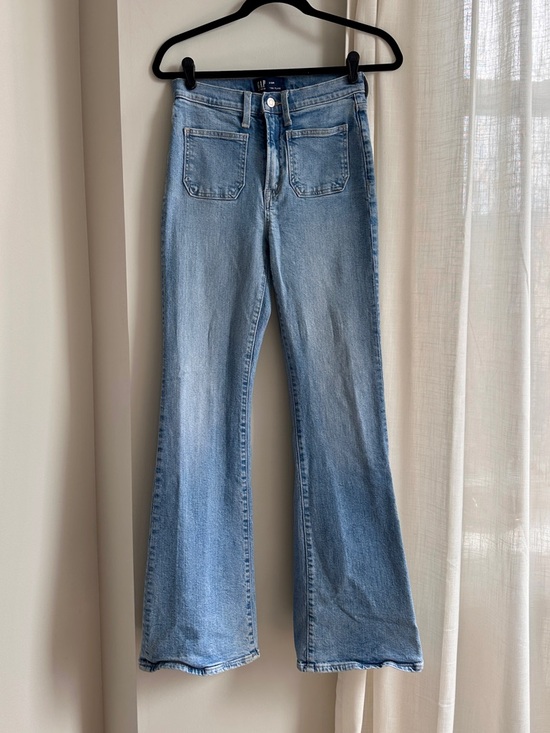 GAP Denim - Women’s GAP 70s flare light- medium wash denim jeans, vintage inspired, size 26